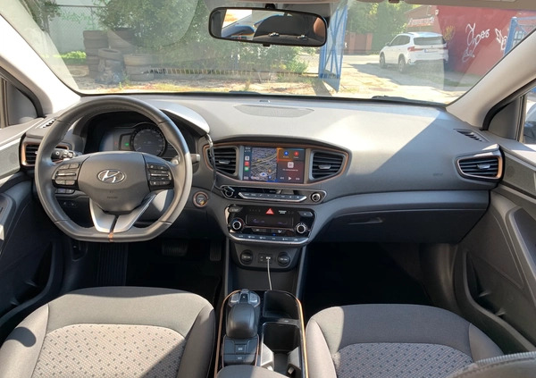 Hyundai IONIQ cena 68880 przebieg: 134605, rok produkcji 2018 z Bydgoszcz małe 704